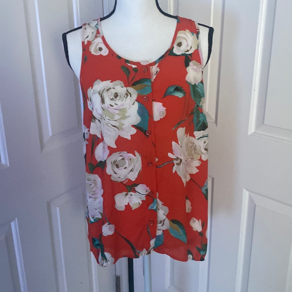 Cabi- beautiful summer top